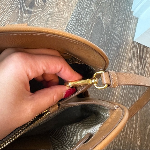 Prada Large Saffiano Tan Lux Promenade Bag - Top Handle Crossbody - Picture 8 of 16